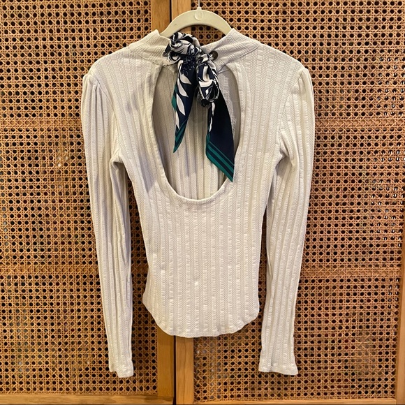 Free People Party In The Back Turtleneck Top Size Small - Picture 3 of 3